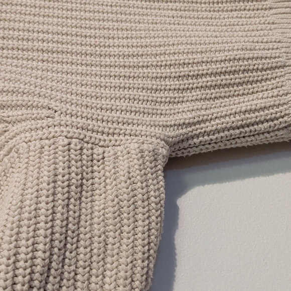 EVERLANE chunky cream sweater - size small - Picture 7 of 10